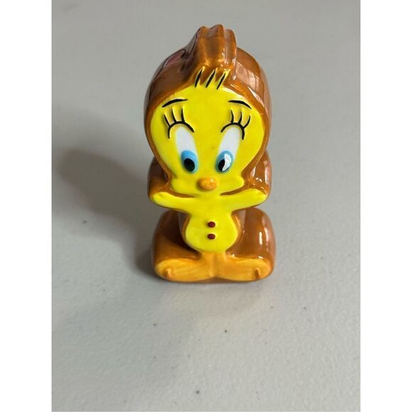 Warner Bros Vintage Tweety Bird & Sylvester Looney Tunes Salt & Pepper Shakers - Picture 2 of 9